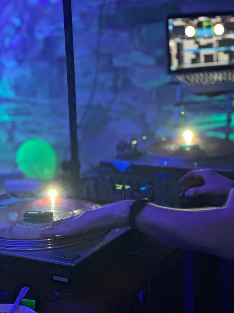 DJ Mannheim Liebt seinen Job